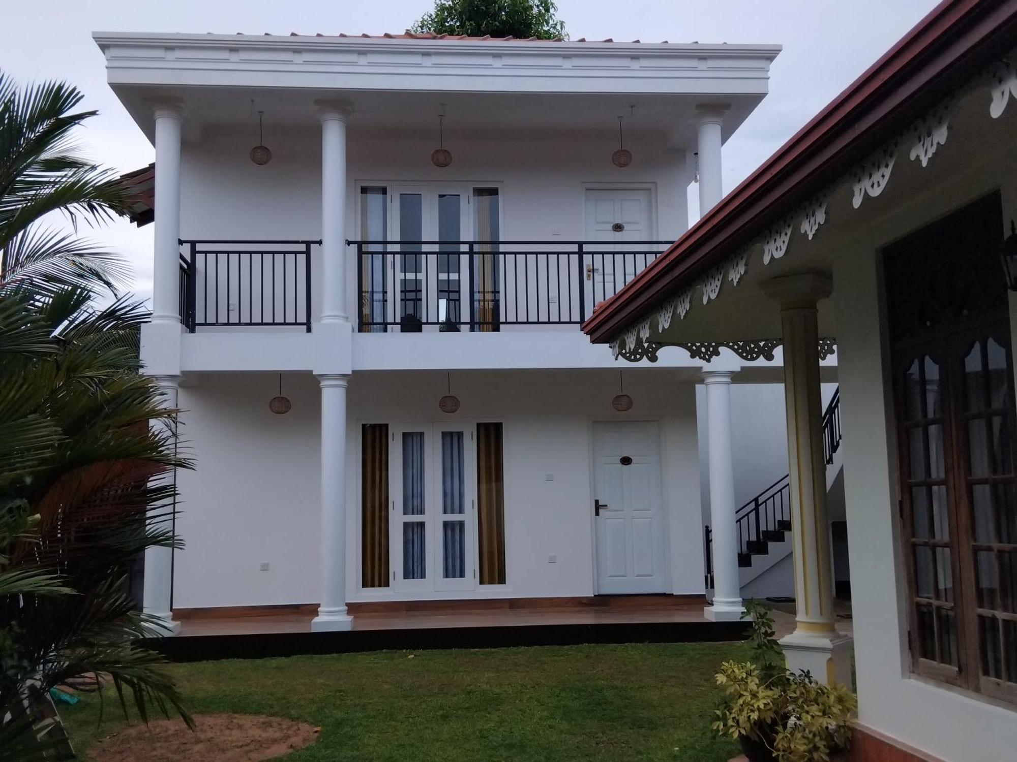 Illumination Stay Negombo Buitenkant foto